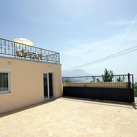 Apartments Oktopus Sutomore Exterior foto