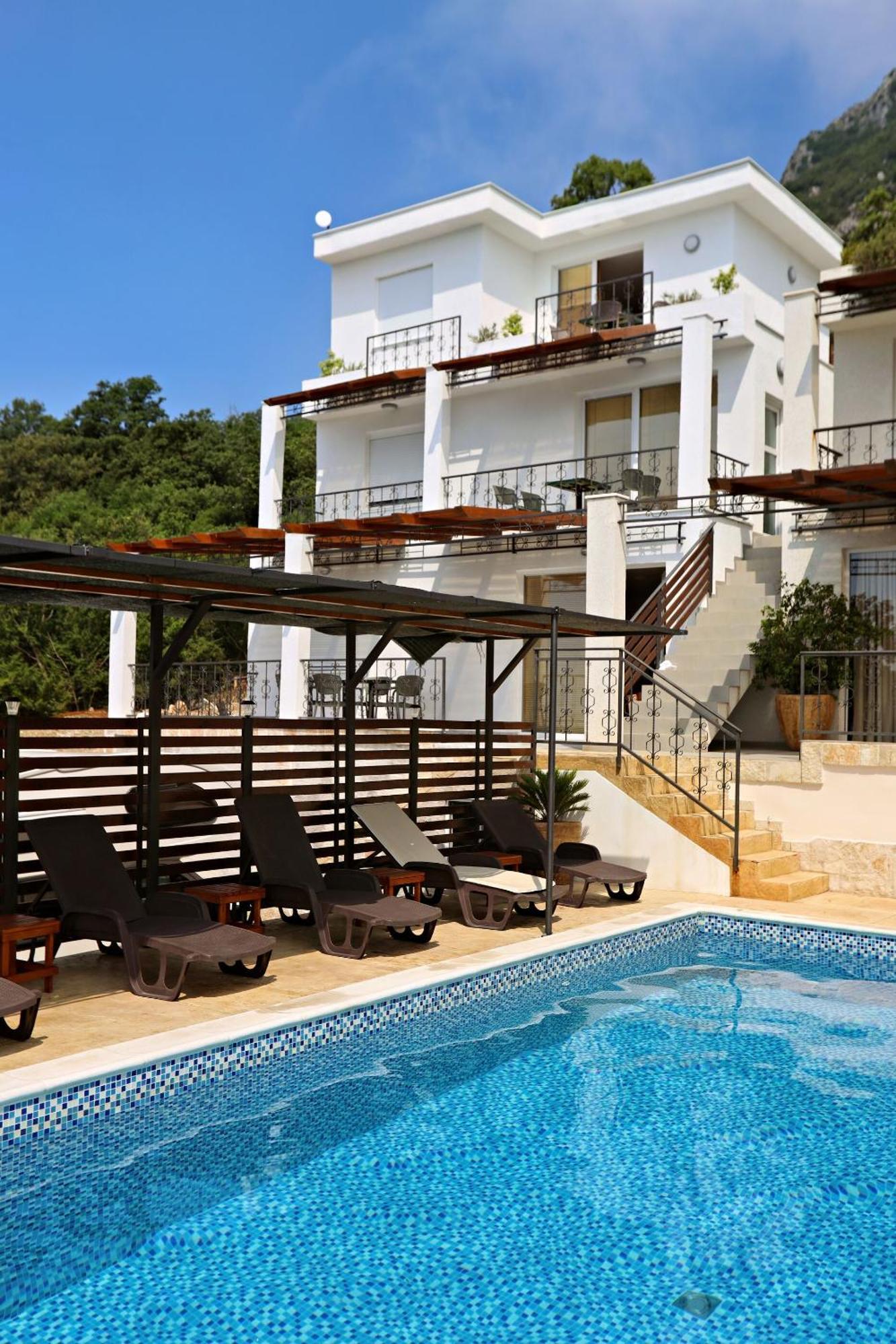 Apartments Oktopus Sutomore Exterior foto